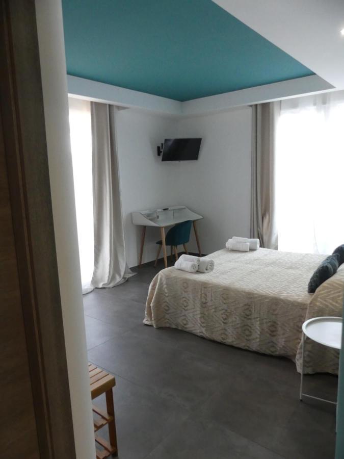 Albergo Piazza Risorgimento Porto Cesareo Exterior photo
