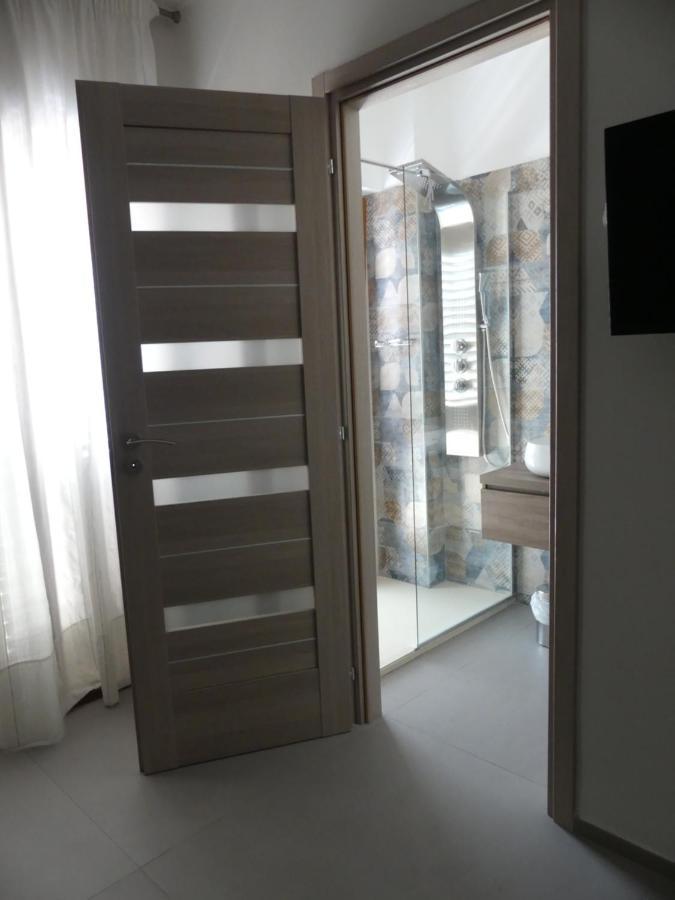 Albergo Piazza Risorgimento Porto Cesareo Exterior photo