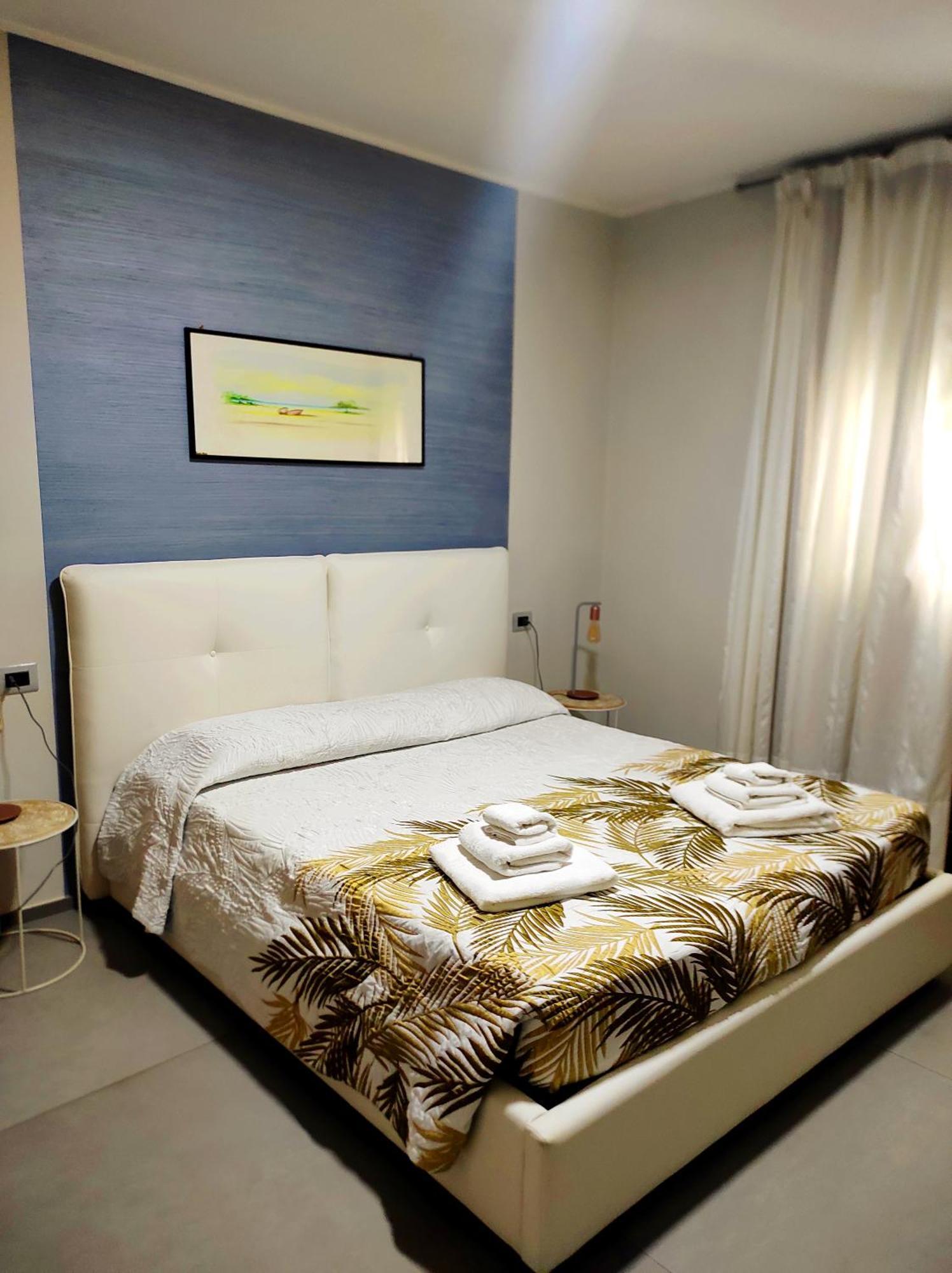 Albergo Piazza Risorgimento Porto Cesareo Exterior photo
